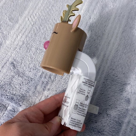 Bath and Body Works Reindeer wall plug - Picture 2 of 2